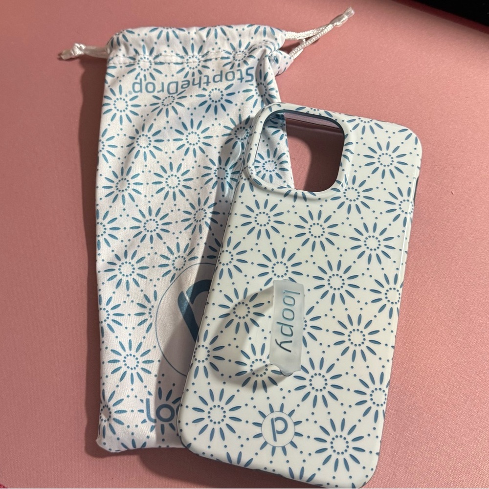 Loopy “Talavera” iPhone 15 pro max case